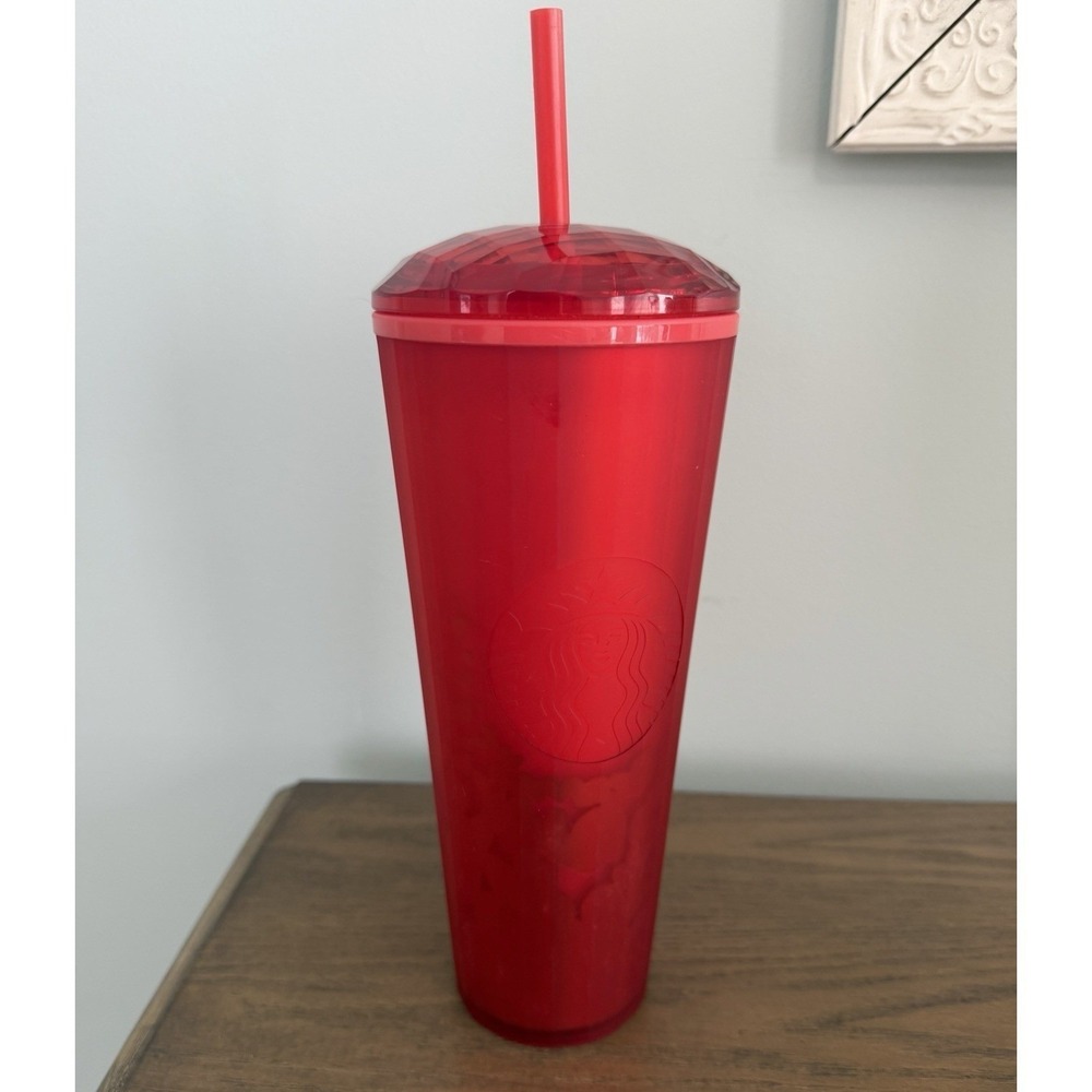 Starbucks Red Tumbler Cup 24oz Siren Logo Faceted Lid Straw Cold Drink
